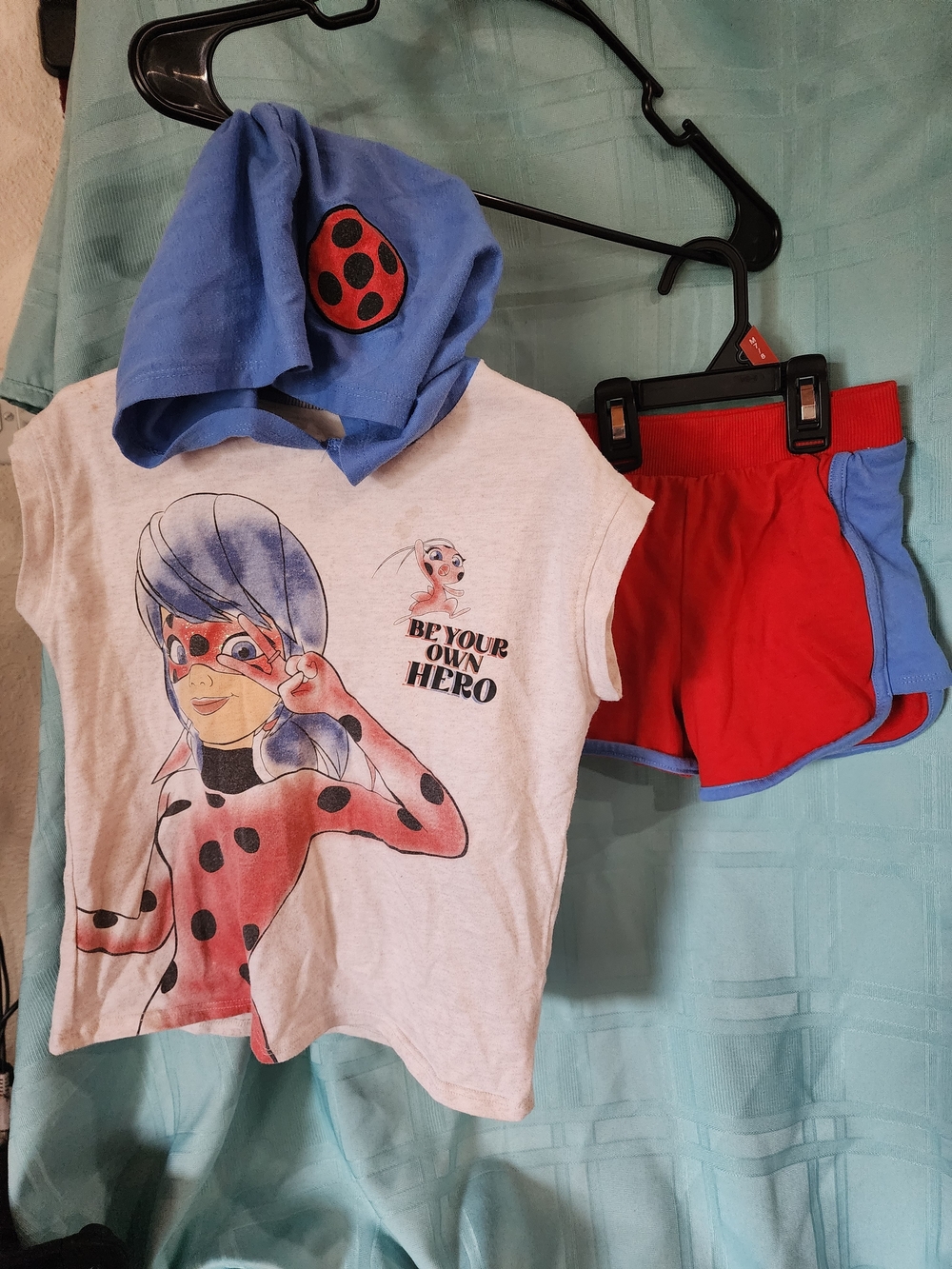 Miraculous Ladybug Hooded Tee & Red Shorts Set - Blue & Red S-6/6x